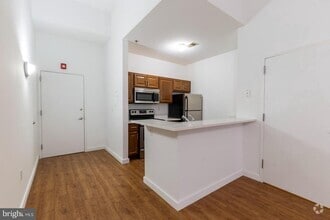 Building Photo - 109 W Wildey St