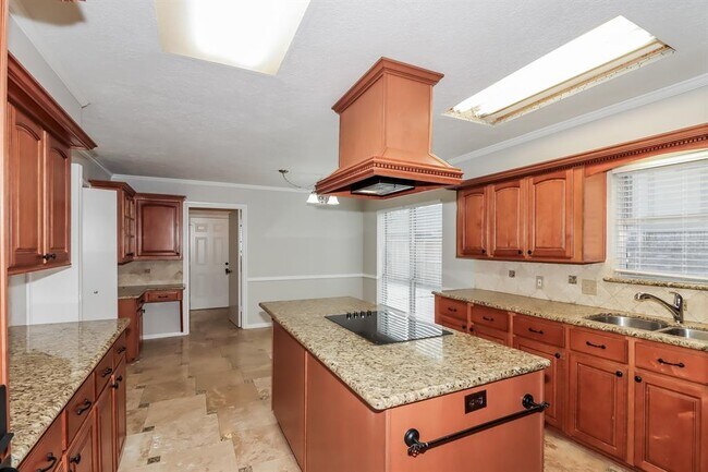 Foto del edificio - 6707 Chancellor Dr