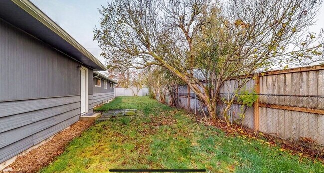 Foto del edificio - 1504 Leavenworth Ave NE