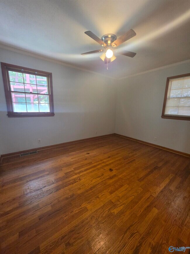 Foto del edificio - 2801 Brett Rd NW
