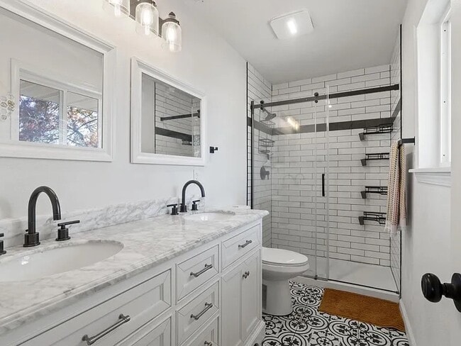 Building Photo - 43299 Ranger Cir Dr