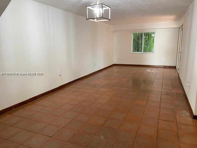 Foto del edificio - 402 Majorca Ave