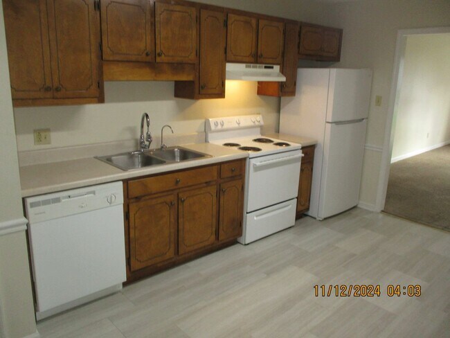 Foto del edificio - 305 Station Crossing Dr