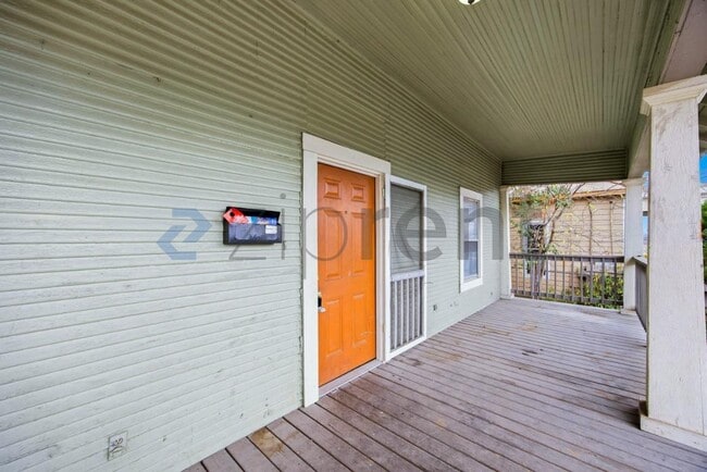 Foto del edificio - 125 Southolme Ave