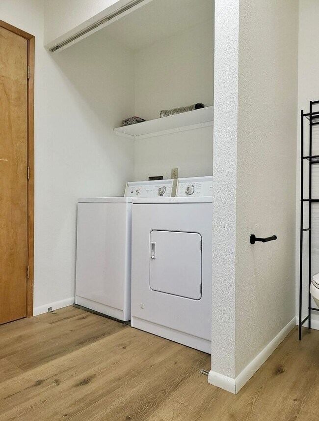 Foto del edificio - Newly Renovated Farmhouse style unit with new mini split for heating and cooling and garage