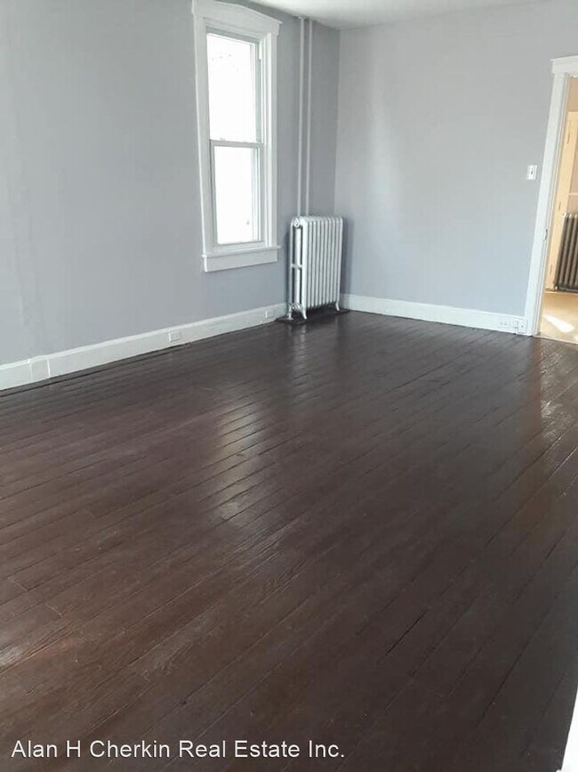 Foto del edificio - 3 br, 2 bath House - 164 Main Street