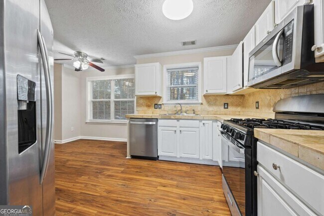 Foto del edificio - 2339 Leacroft Way