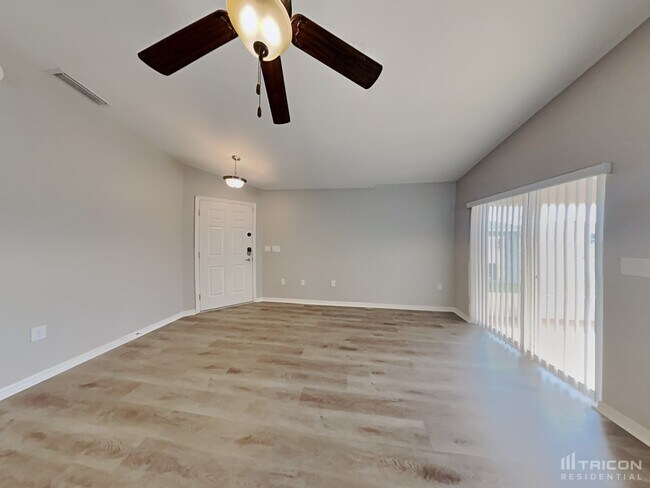 Foto del edificio - 3311 Mahogany Pointe Loop