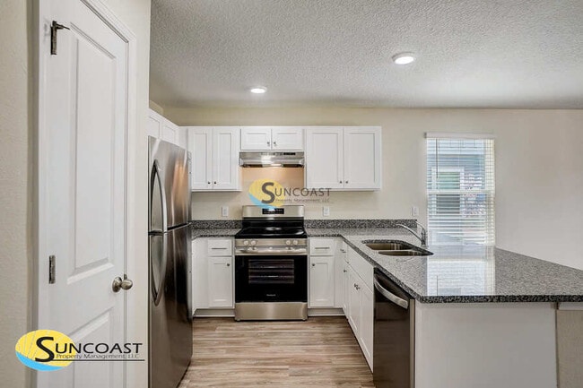 Building Photo - 11479 Oakfield Ct