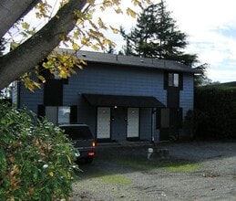 Building Photo - 1221 SE 8th Ave