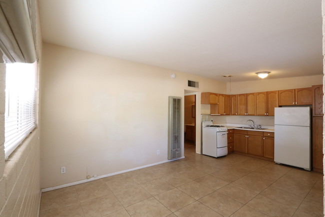 Building Photo - 903 s kenwood circle # 3, tempe az
