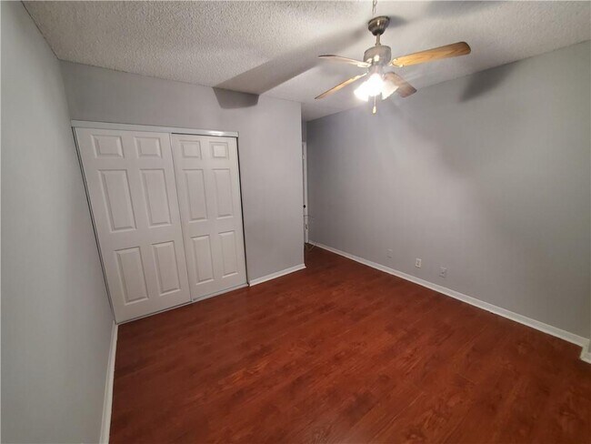 Building Photo - 6603 Winfield Blvd