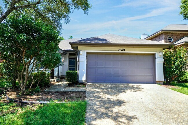 Foto del edificio - Beautiful Home in the desirable Shavano Ga...