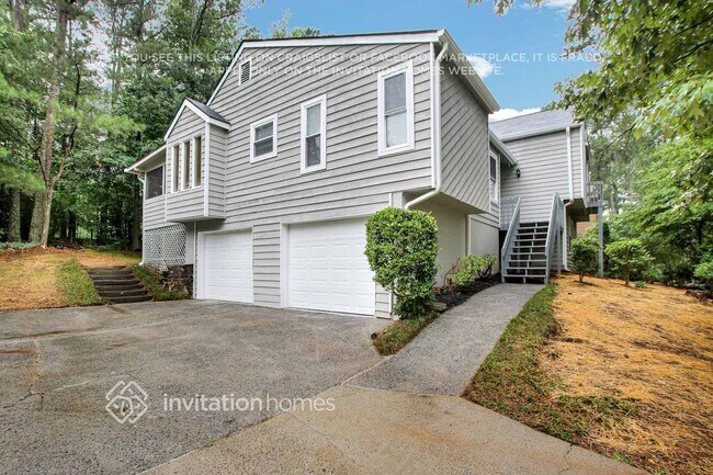 Foto del edificio - 3918 Ardsley Dr NE