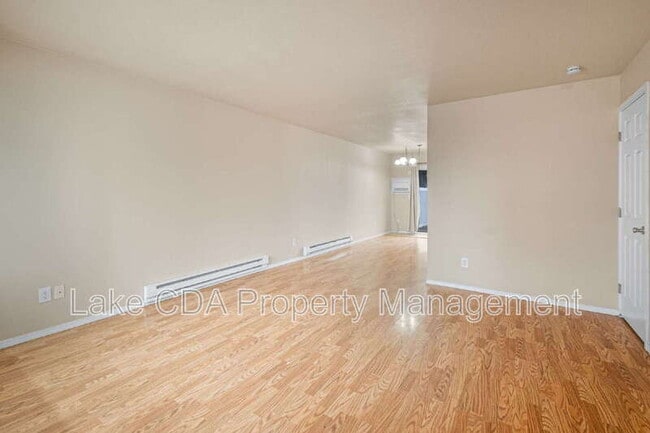 Foto del edificio - 1411 E Lunceford Ln