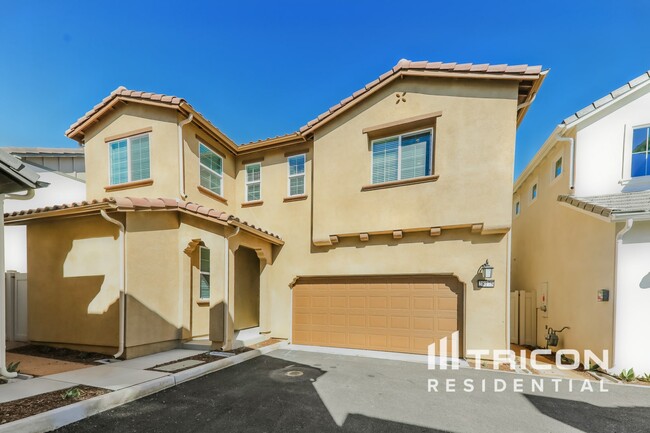 Building Photo - 28178 Dwight Dr