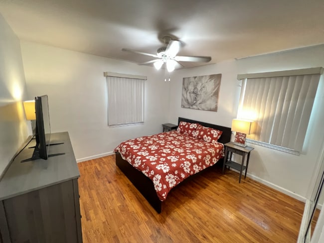 Photo - 12021 Louise Ave Apartment