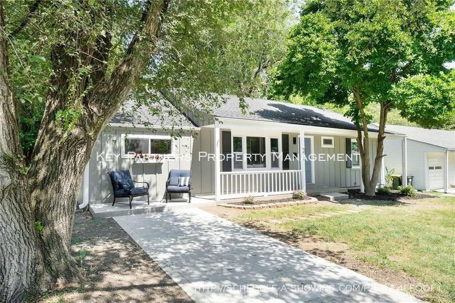 Primary Photo - 6418 W 72nd Ter - IMMACULATE and UPDATED!