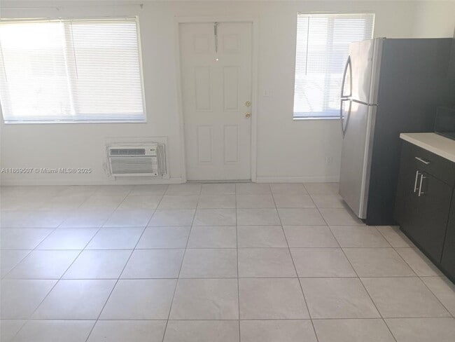 Foto del edificio - 2334 Grant St