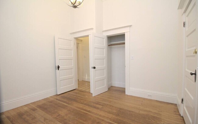 Foto del edificio - 1312 Natoma St