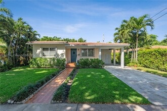 Building Photo - 1456 SW 65th Ave