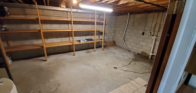 Storage area - 1007 Ramsdell St