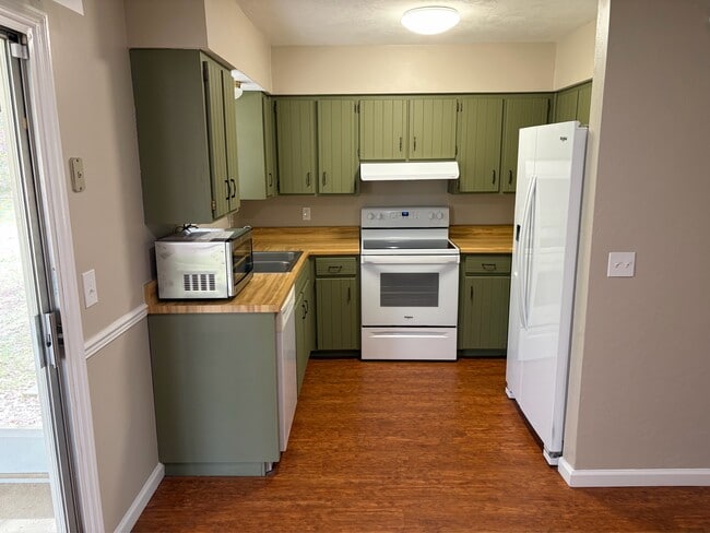 Building Photo - 4201 Woodhill Ct