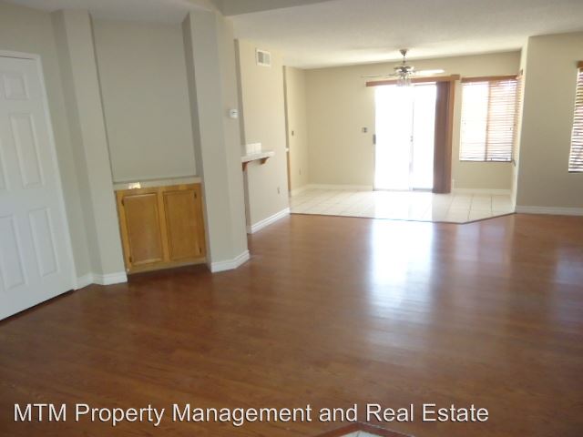 Building Photo - 10510 Flora Camellia Ct