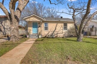 Building Photo - 504 Denson Dr