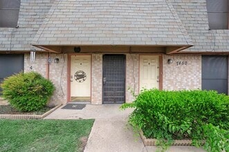 Building Photo - 7450 Ruby Pl