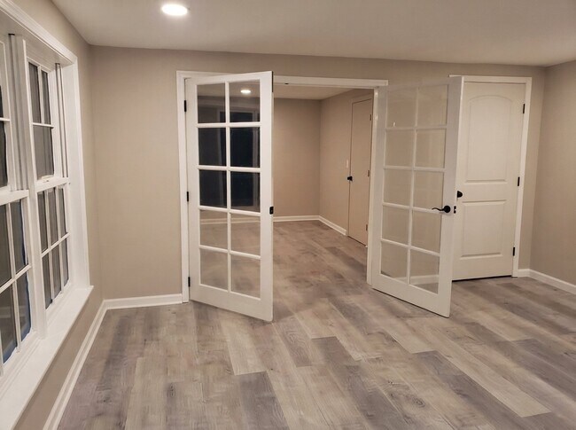 Building Photo - 3600 Fowler Ridge