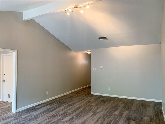 Building Photo - 11640 Parkfield Dr