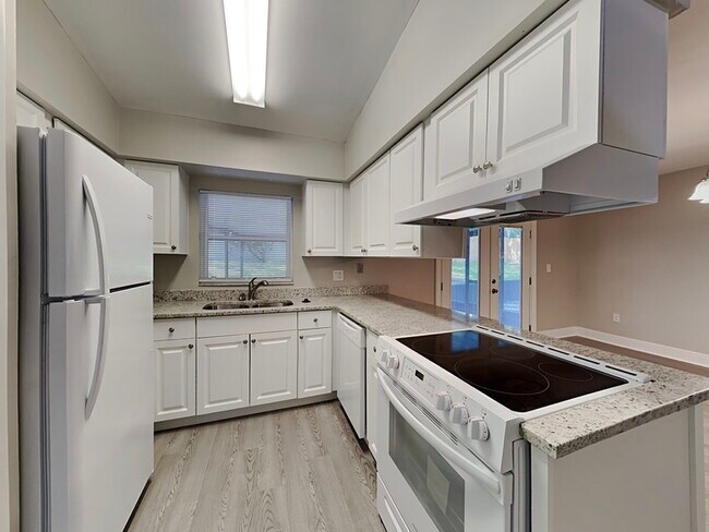 Foto del edificio - 116 Winding Ridge Dr