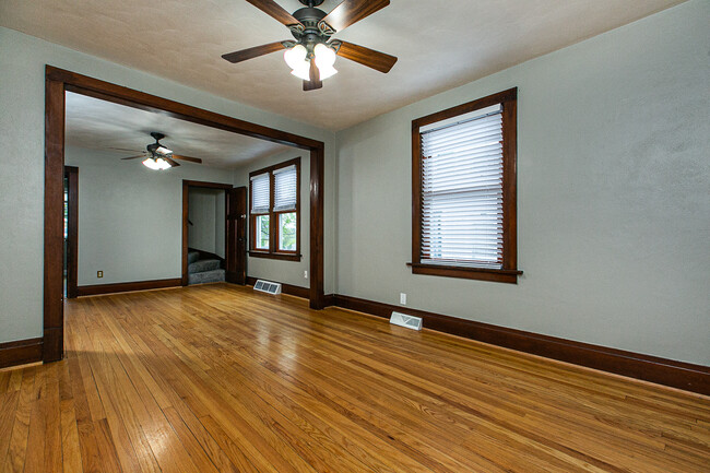 Hardwood floors throughout - 348 N Algona St