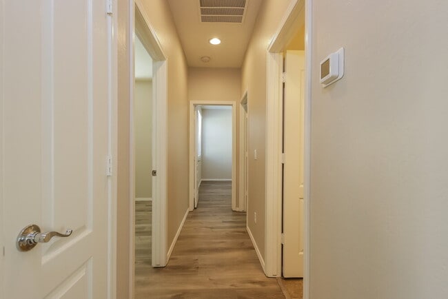 Building Photo - 21038 E Tierra Grande