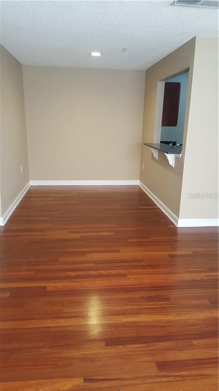 Building Photo - 2041 Dixie Belle Dr