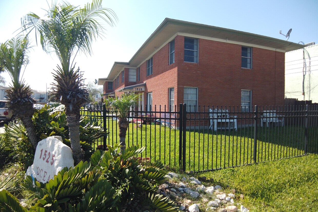 1525 Ocean Dr Corpus Christi Tx 78404 Apartments - Corpus Christi Tx Apartmentscom