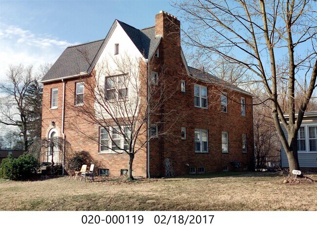 Foto del edificio - 875 Sheridan Avenue