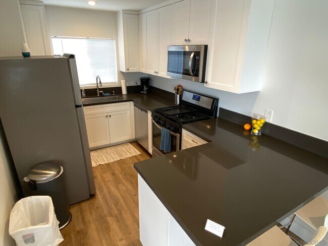 Foto del edificio - 5172 Brighton Ave