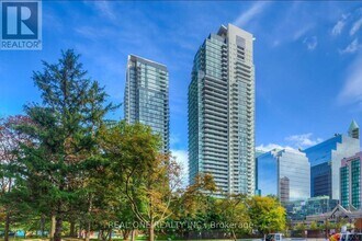 Building Photo - 5168-5168 Yonge St