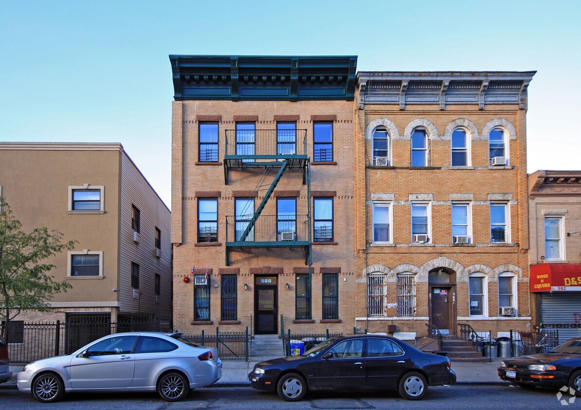 588 Wilson Ave, Brooklyn, NY 11207 Apartments in Brooklyn, NY
