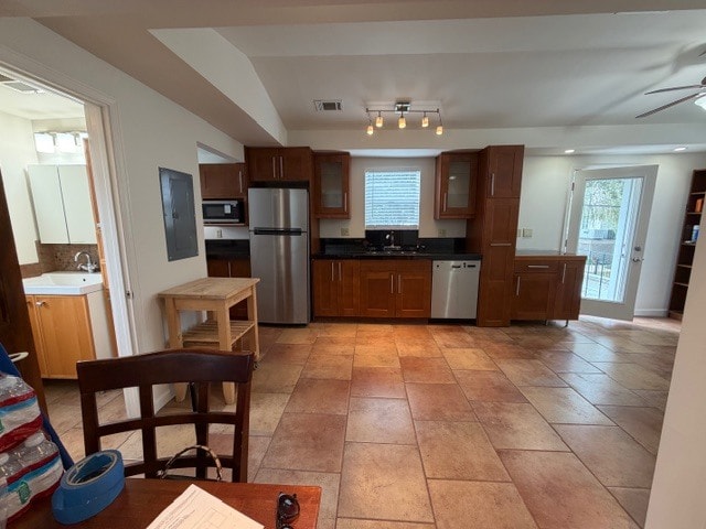 Vista desde el comedor - 6570 Louis Xiv St