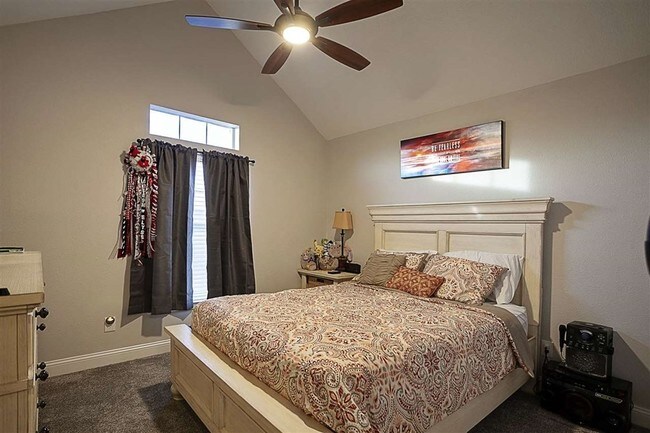Foto del edificio - 1409 Elizabeth Stone Ln