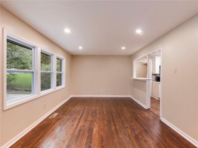 Building Photo - 2949 Judylyn Dr