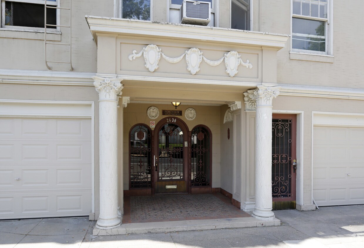 Foto del edificio - Fortview Apartments