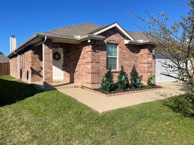 Building Photo - 513 Paddle Dr
