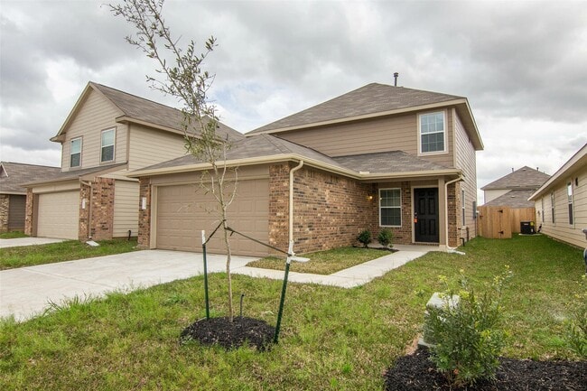 Building Photo - 24211 Avogadro Dr