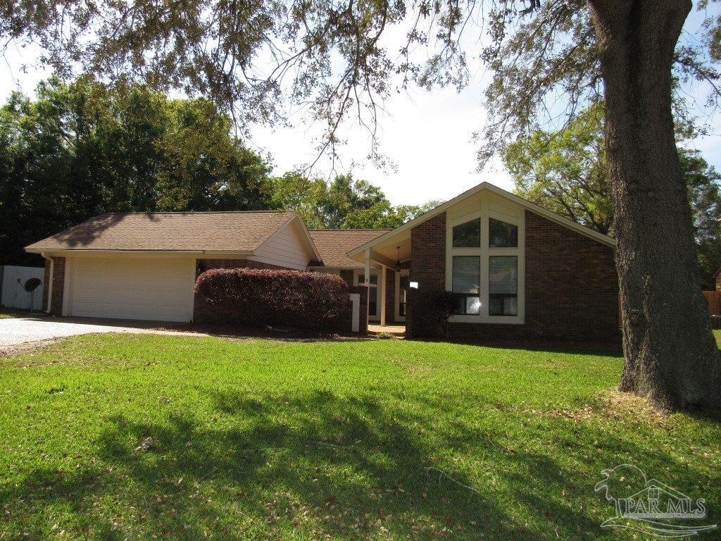 4519 Whisper Way, Pensacola, FL 32504 House Rental in Pensacola, FL