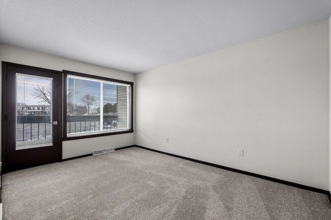 Foto del edificio - Arrowhead Apartments and Townhomes