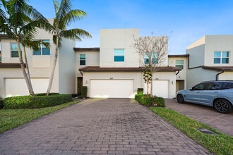 Building Photo - 4787 Navali Dr